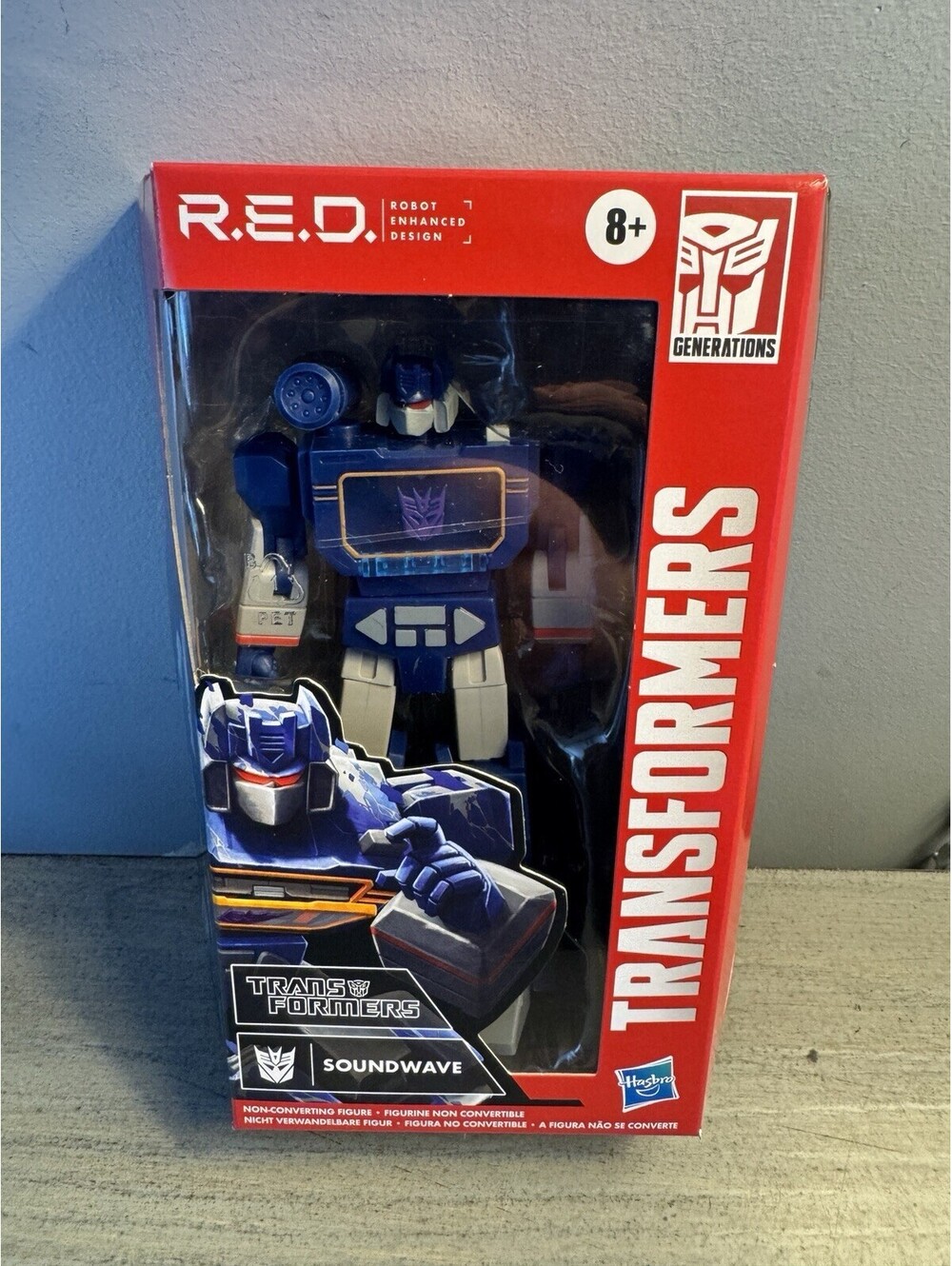Transformers R.E.D. (Robot Enhanced Design) Soundwave action figure by Hasbro.
